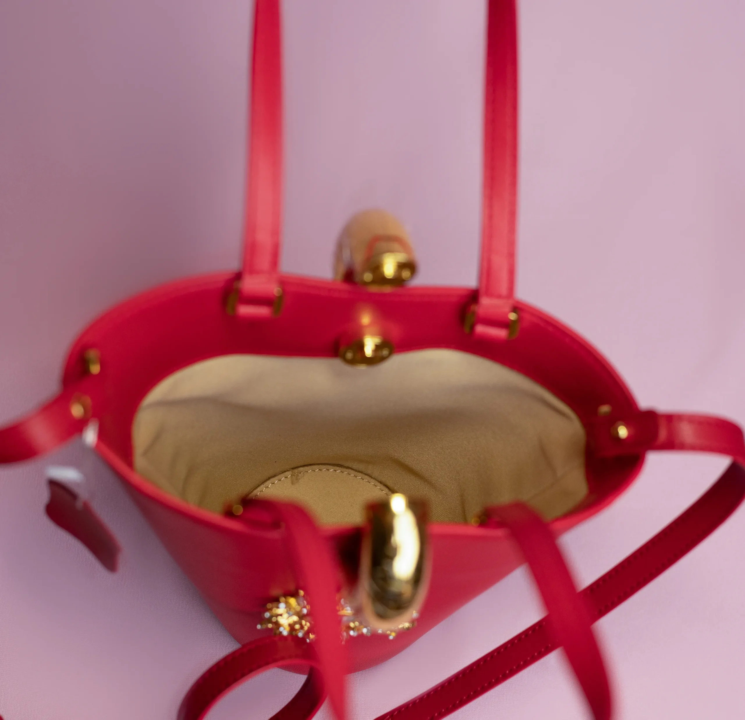 NIYAH – RED - Image 4