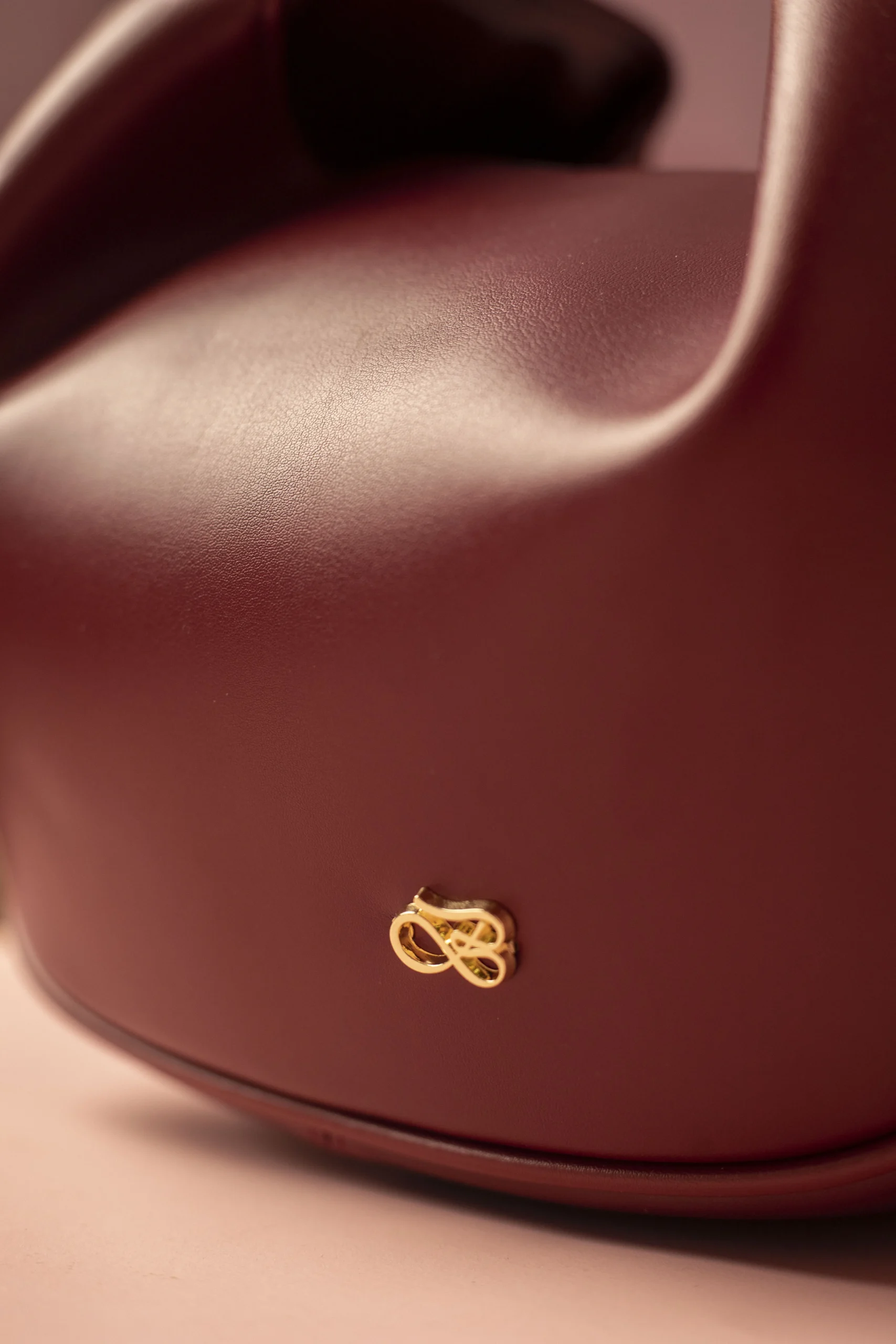 ẸKWÙ – WINE - Image 11